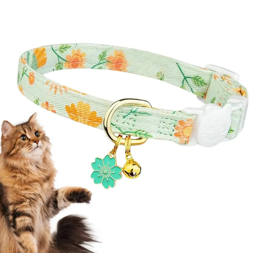 Breakaway Collar with Cute Flower Pendant for Cats & Small Pets