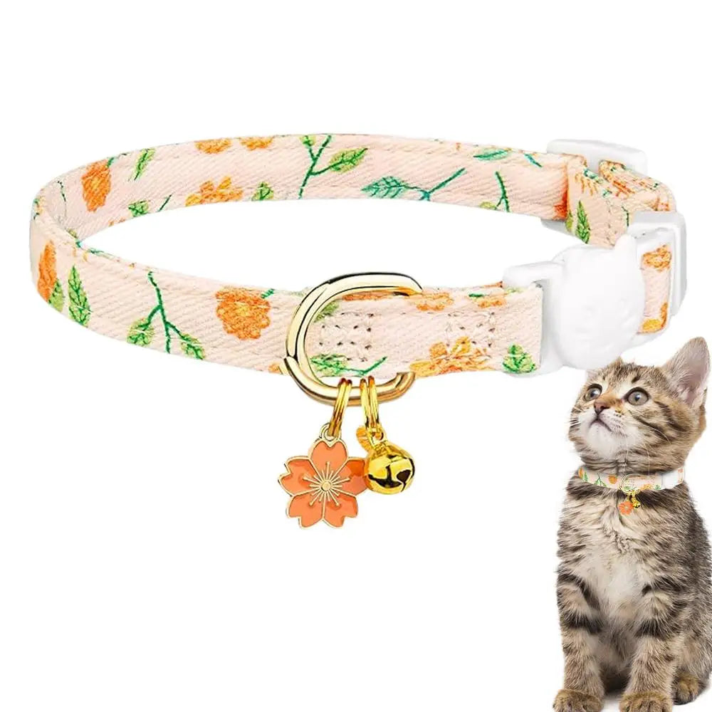 Breakaway Collar with Cute Flower Pendant for Cats & Small Pets